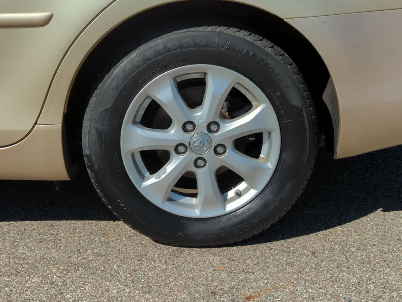 Thumbnail: 2010 Toyota Camry - 12