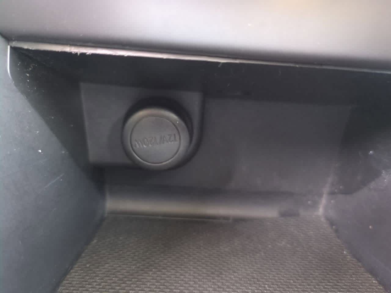 Thumbnail: 2011 Subaru Legacy - 30