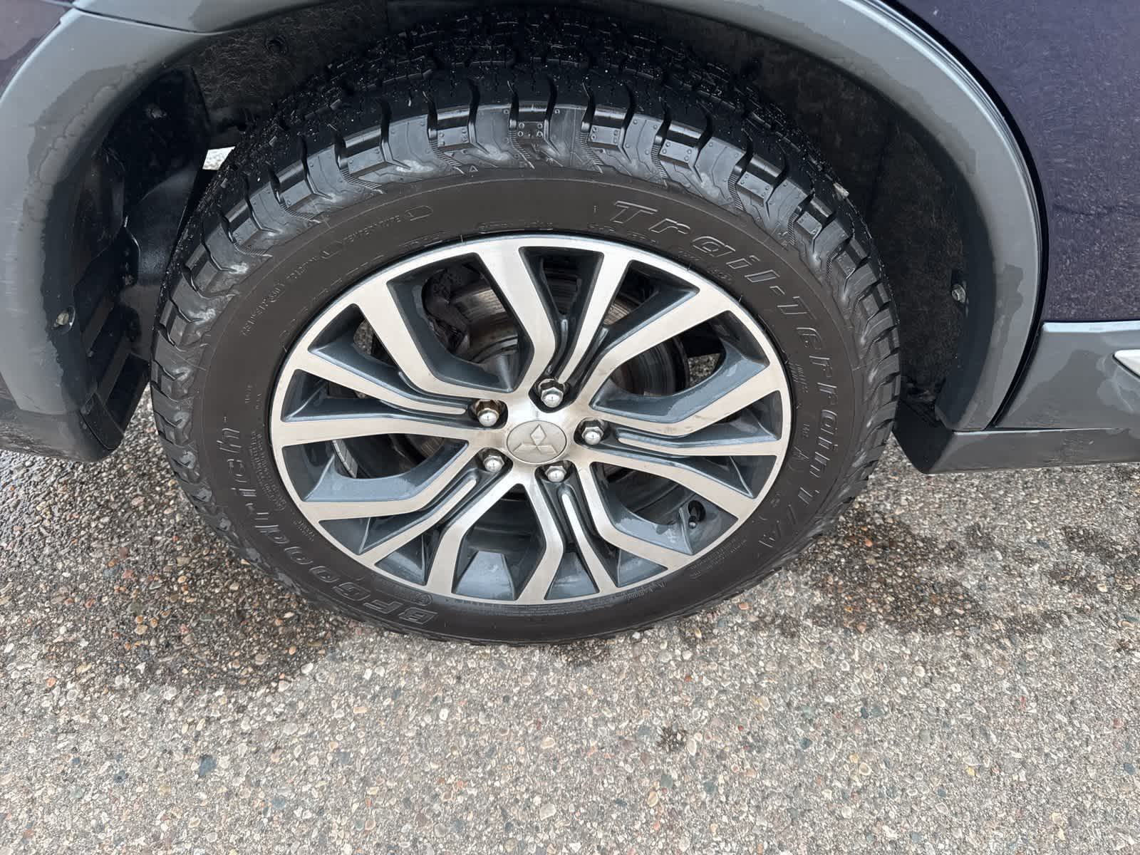 2018 Mitsubishi Outlander ES 8