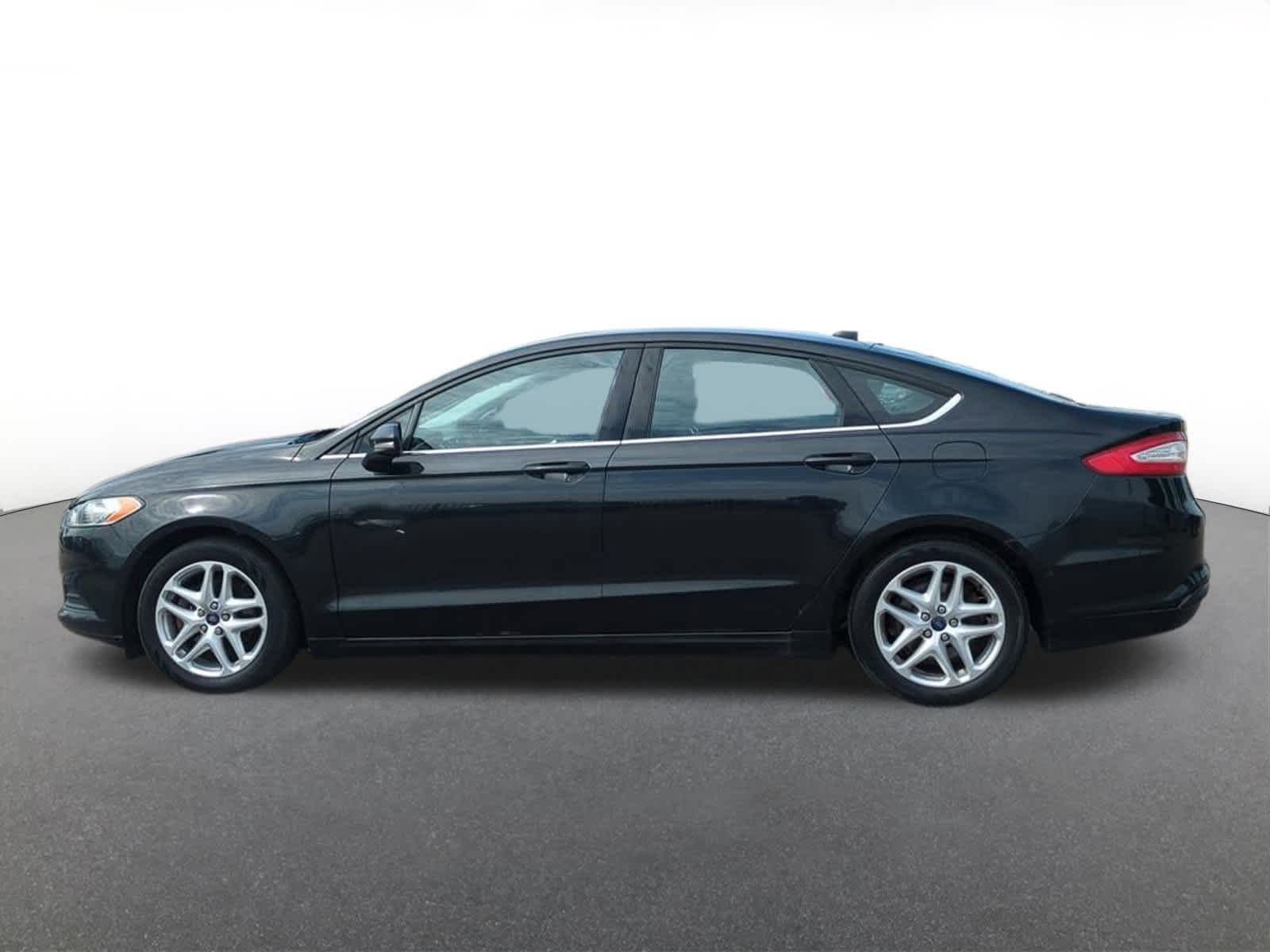 Thumbnail: 2013 Ford Fusion - 3
