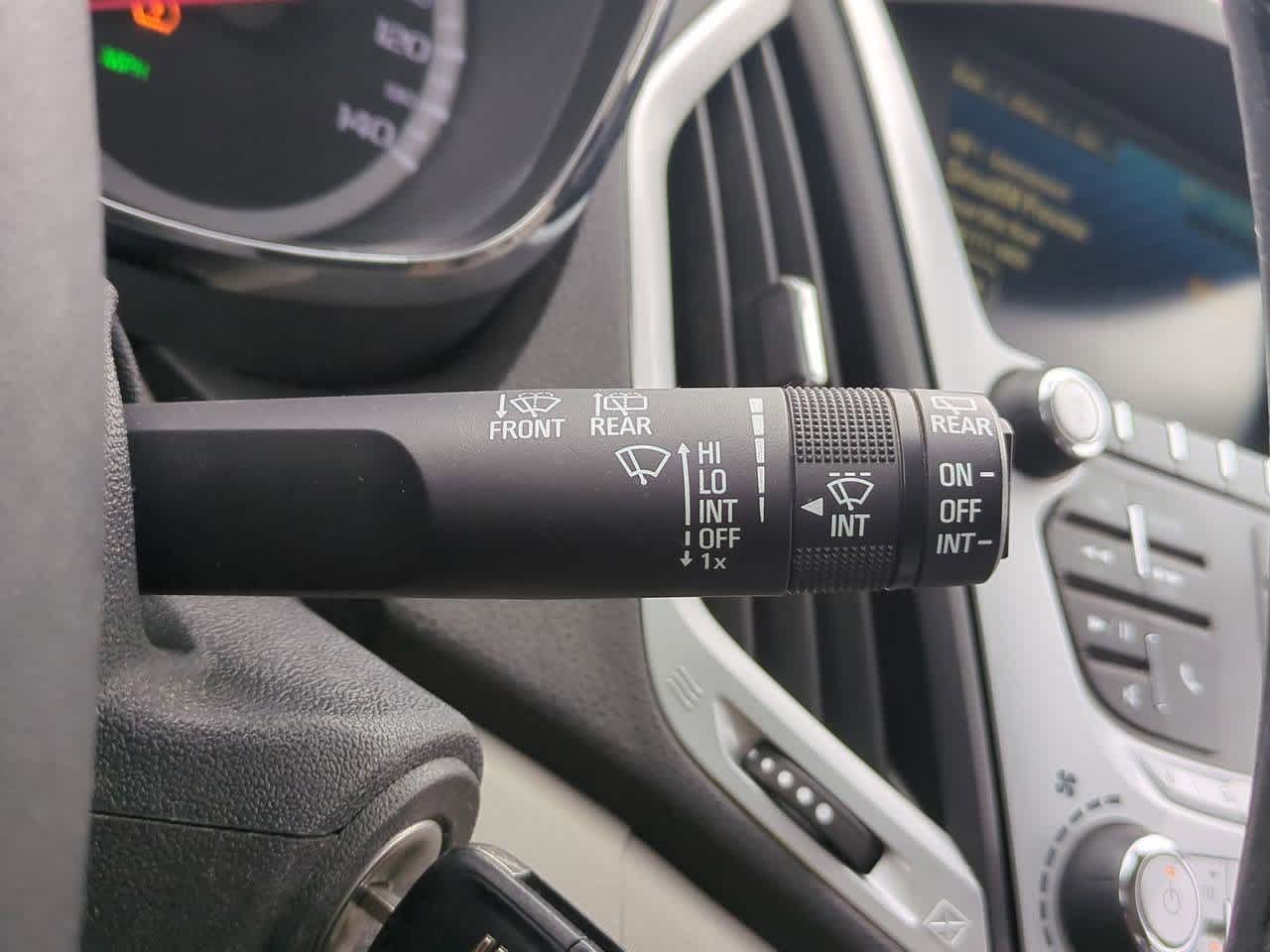 Thumbnail: 2015 GMC Terrain - 24