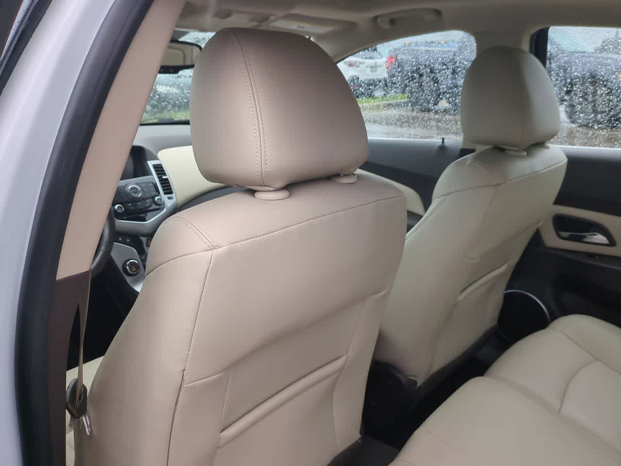 Thumbnail: 2014 Chevrolet Cruze - 17