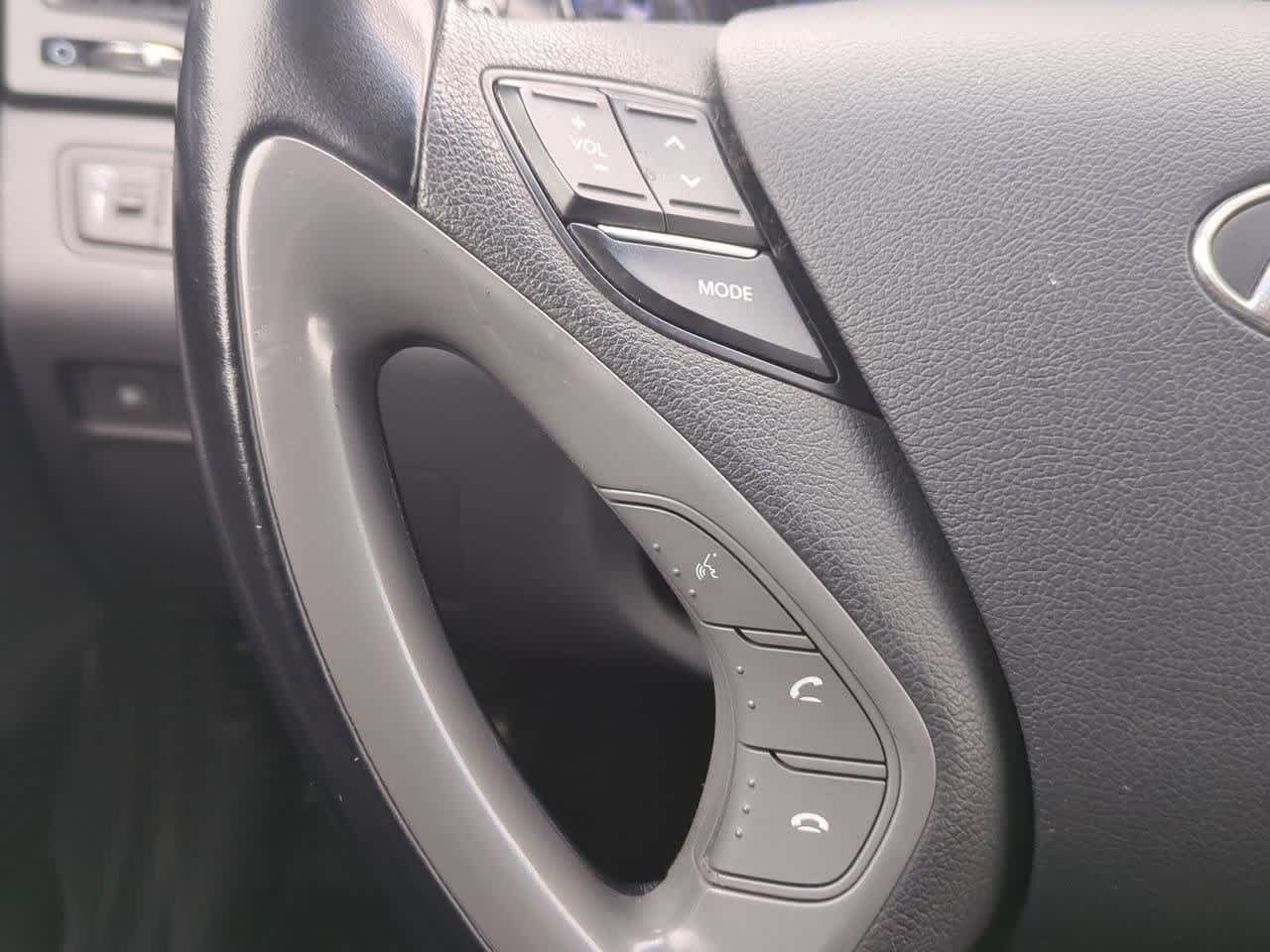 Thumbnail: 2014 Hyundai Sonata - 24