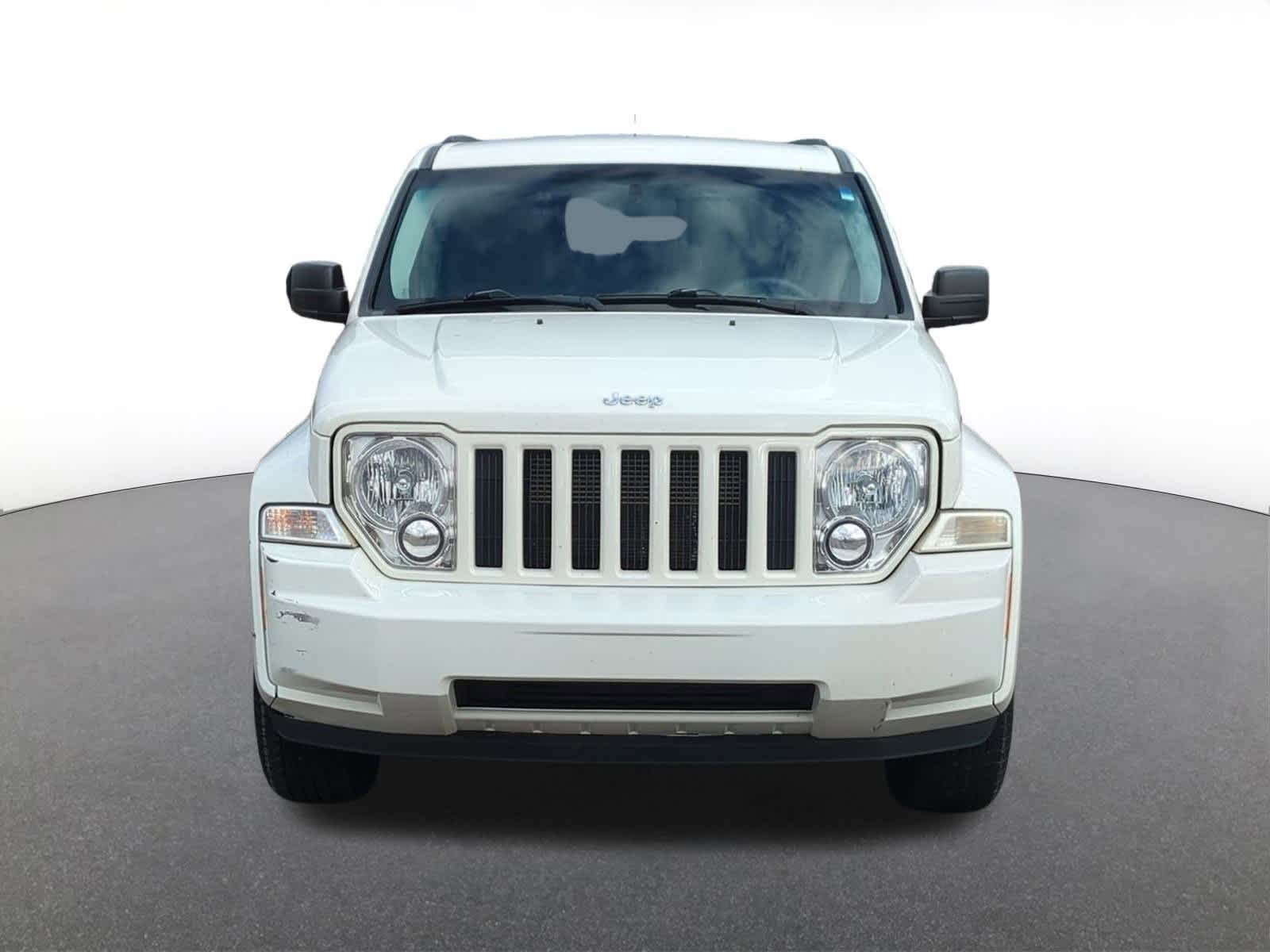 Thumbnail: 2008 Jeep Liberty - 9