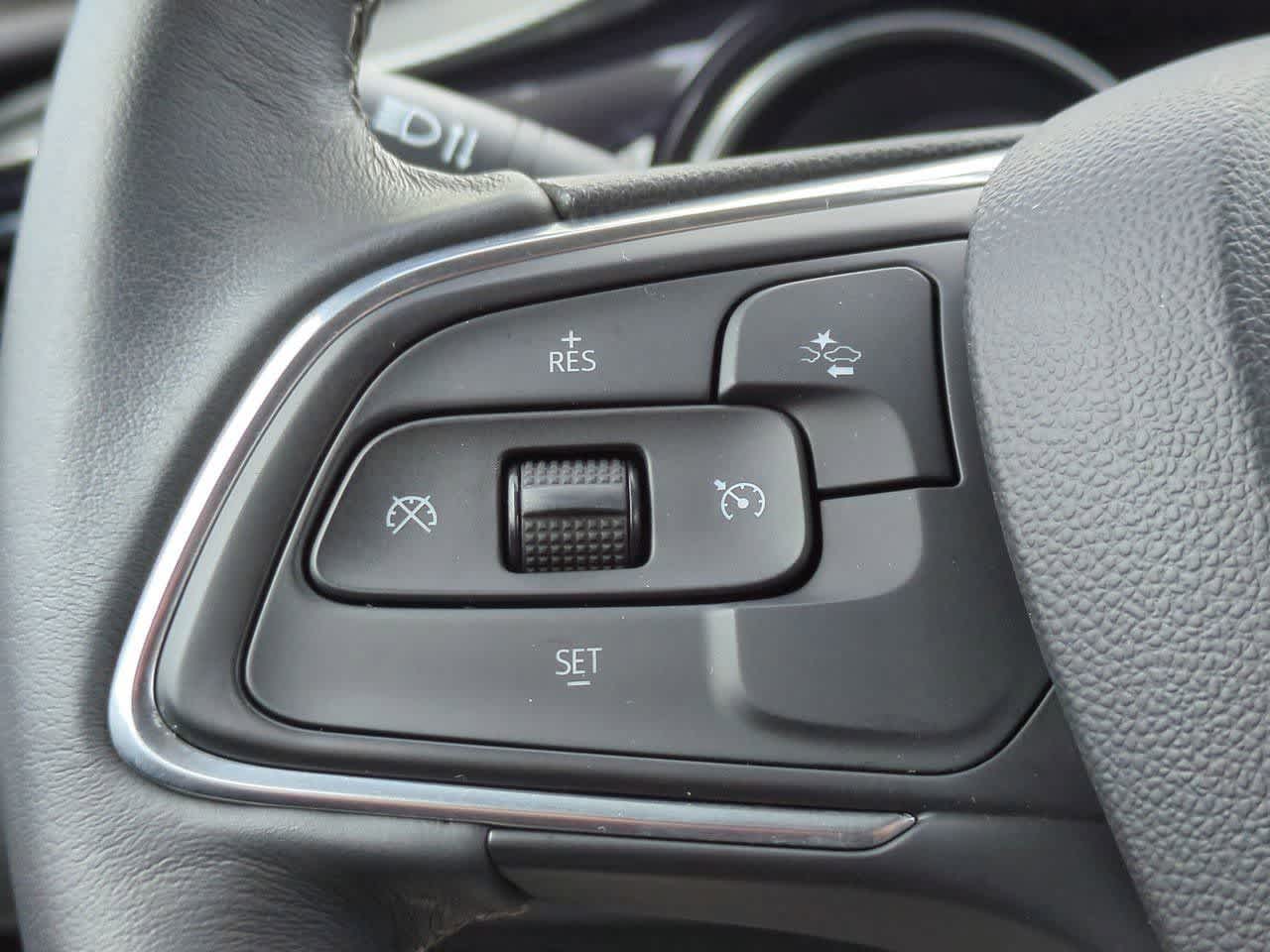 Thumbnail: 2023 Buick Encore GX - 23