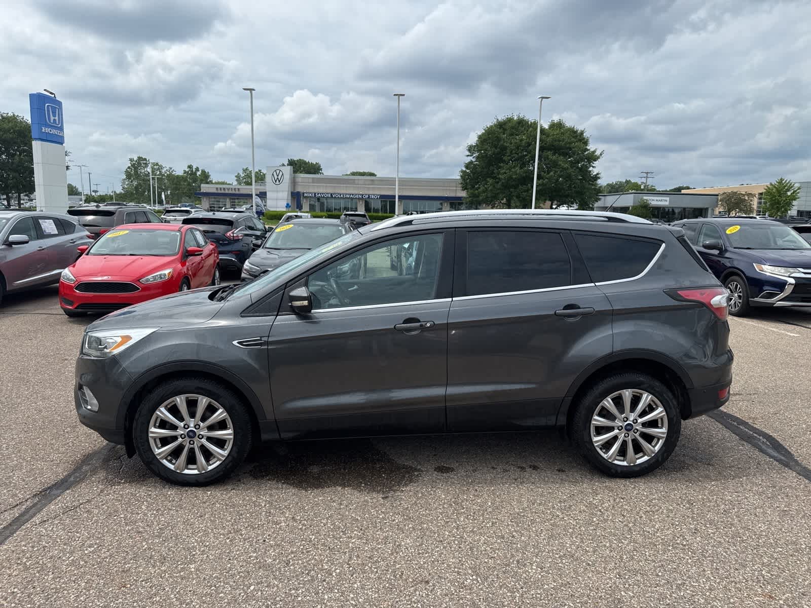 Thumbnail: 2017 Ford Escape - 12
