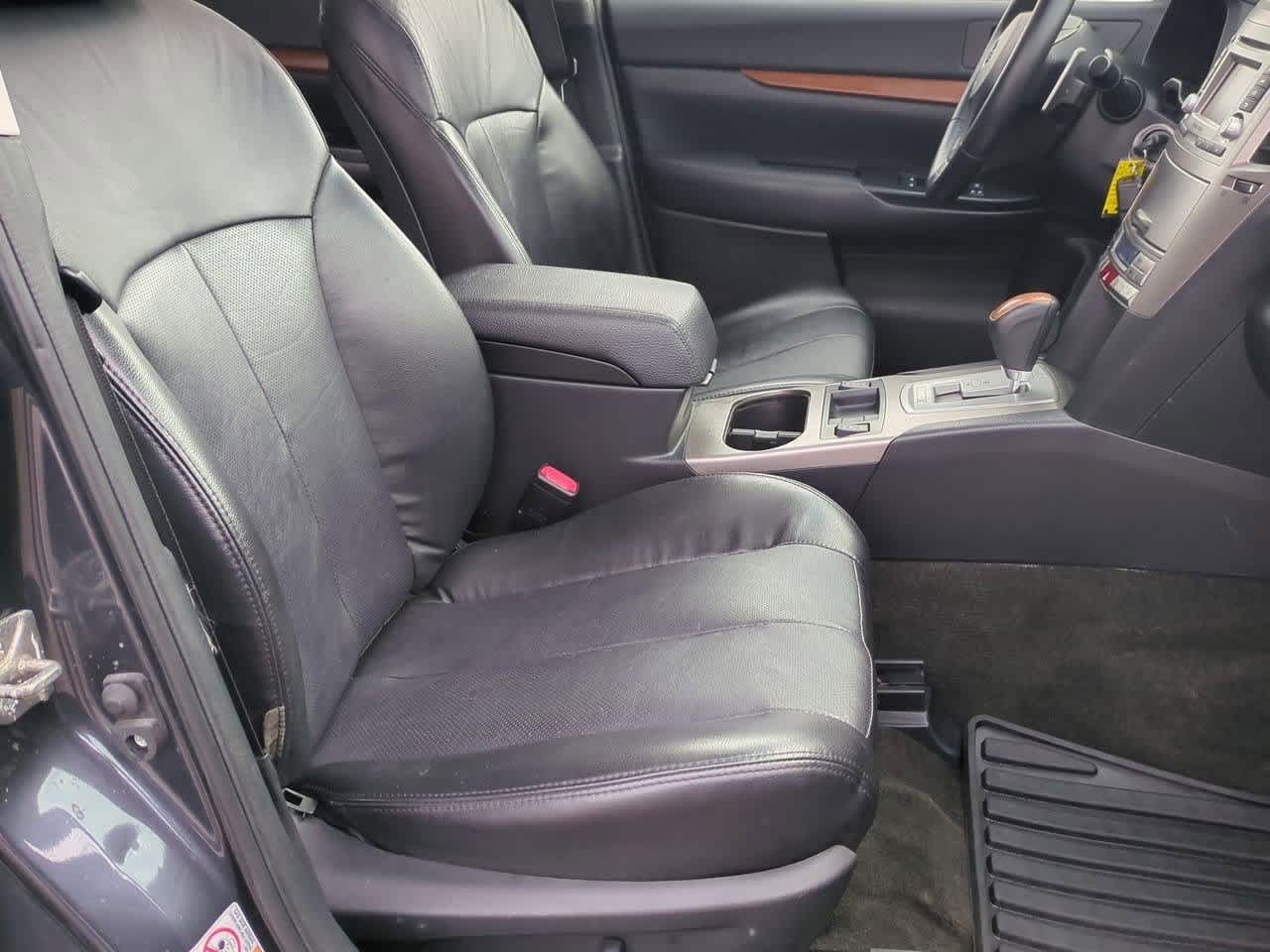 Thumbnail: 2013 Subaru Outback - 22