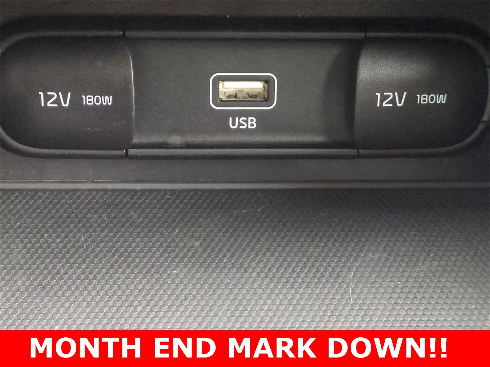 Thumbnail: 2022 Kia Forte - 27