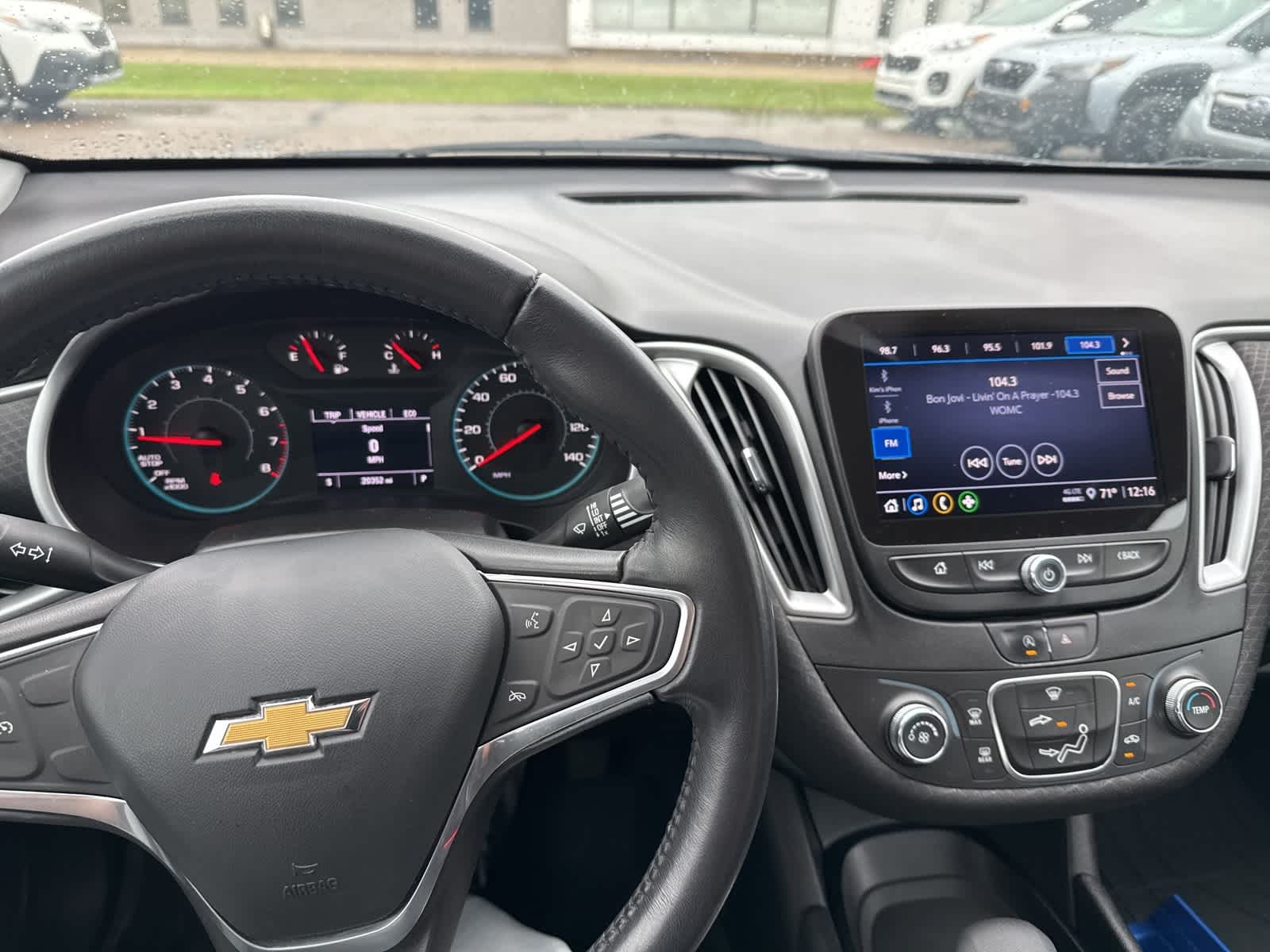 Thumbnail: 2022 Chevrolet Malibu - 19