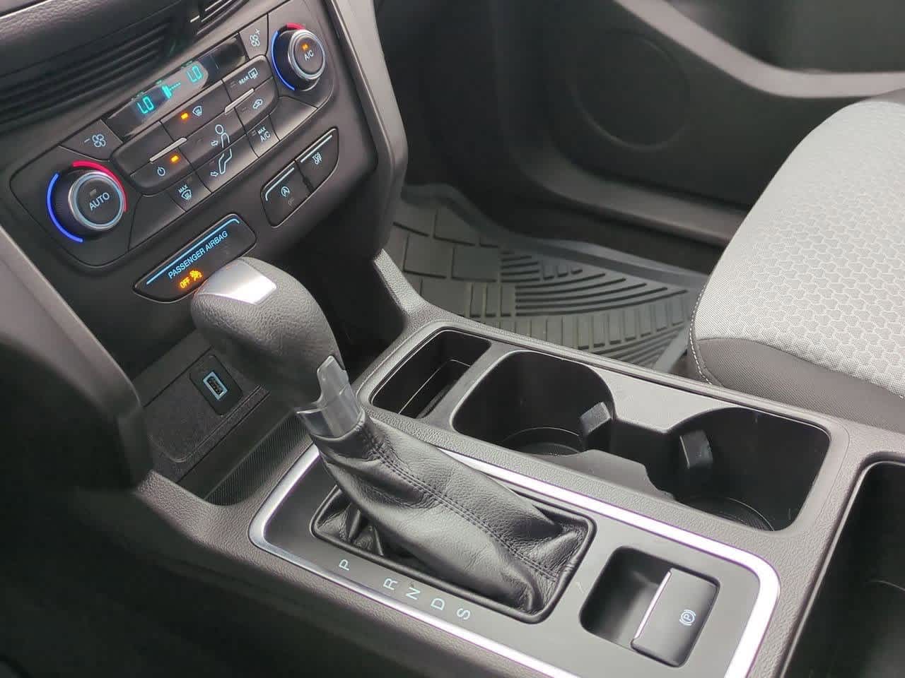 Thumbnail: 2017 Ford Escape - 29