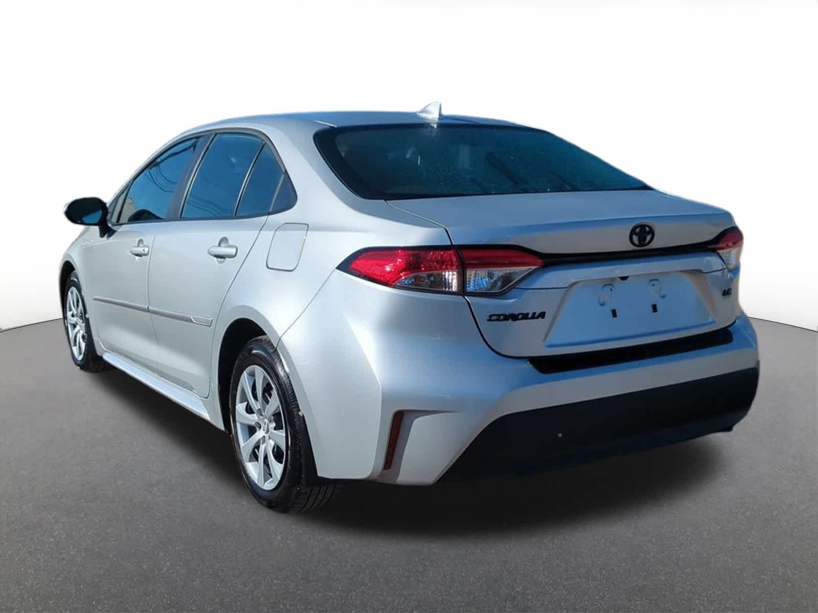 Thumbnail: 2024 Toyota Corolla - 4