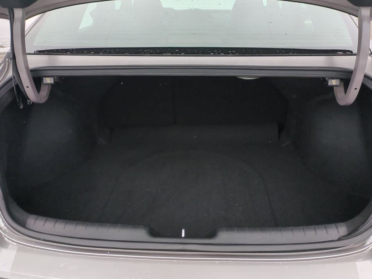 Thumbnail: 2023 Hyundai Elantra - 35