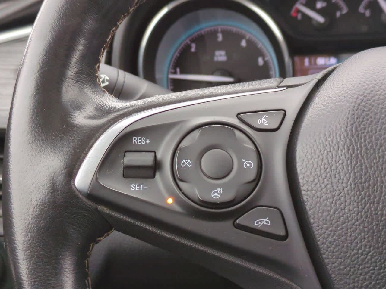 Thumbnail: 2018 Buick Envision - 18