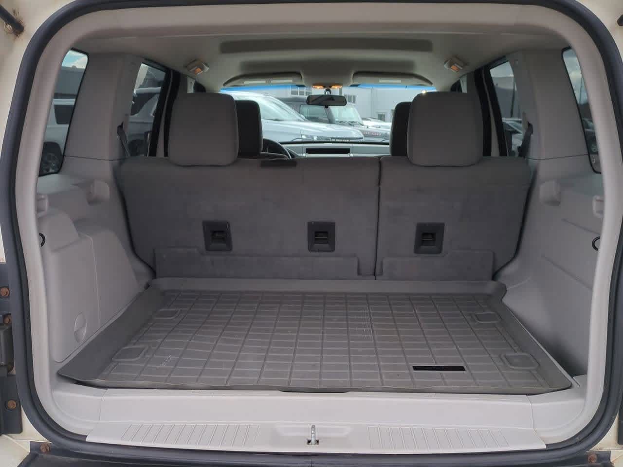 Thumbnail: 2008 Jeep Liberty - 30