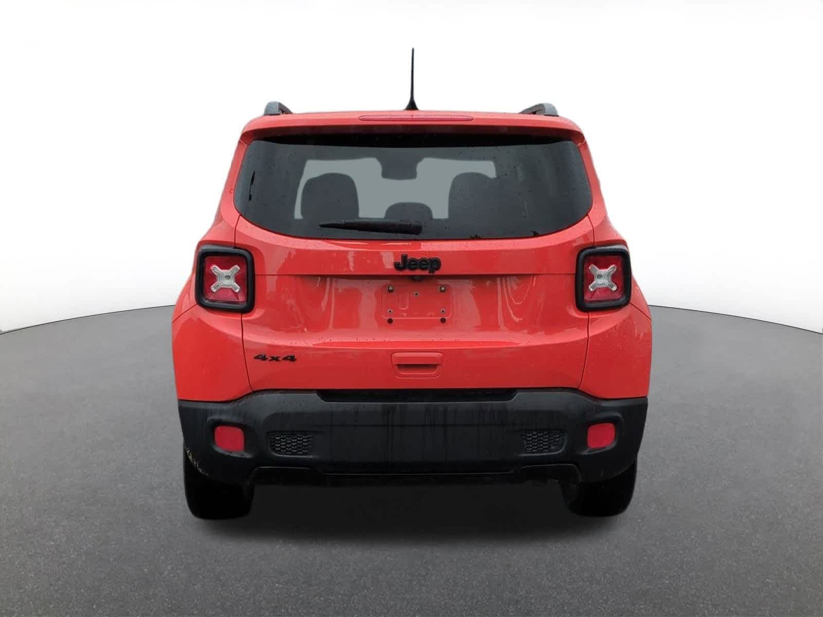 Thumbnail: 2018 Jeep Renegade - 5