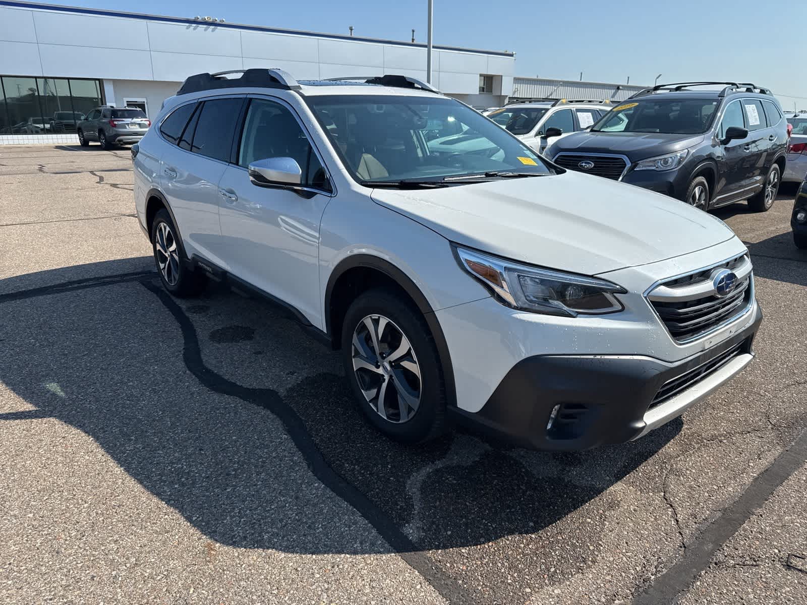 Thumbnail: 2022 Subaru Outback - 4