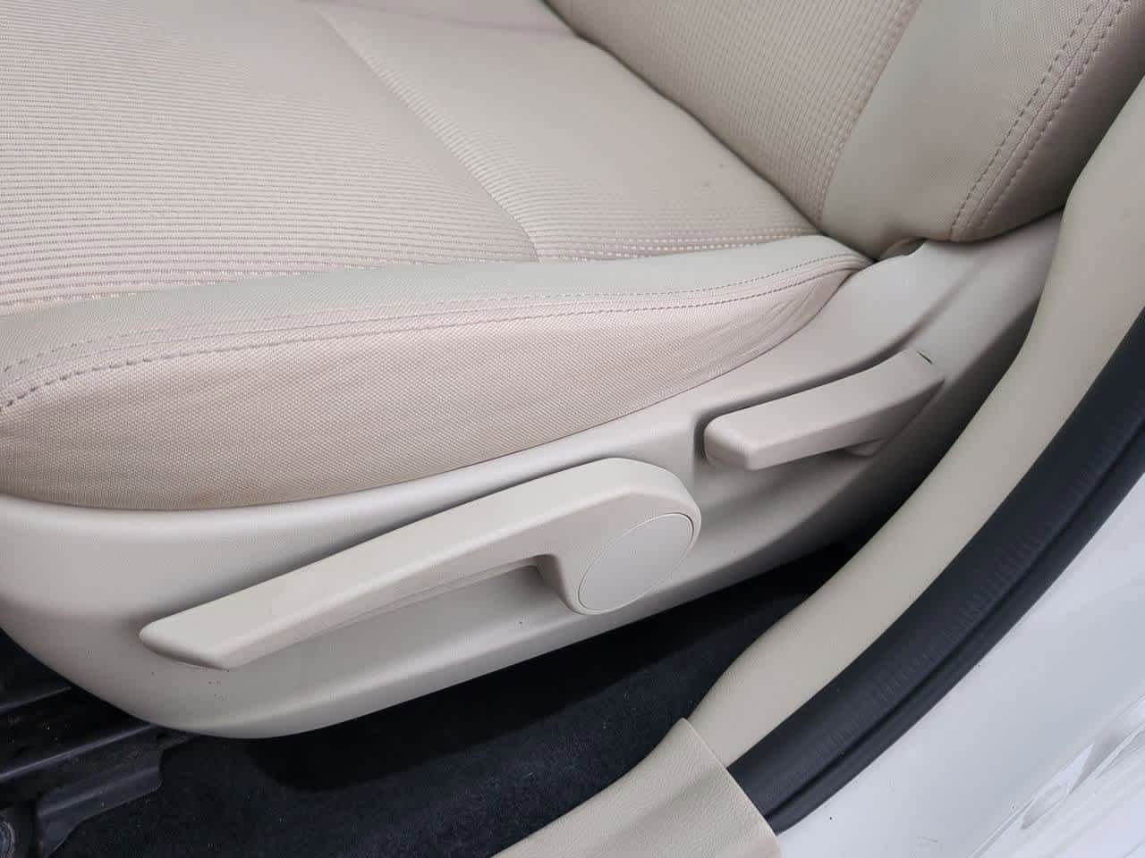 Thumbnail: 2016 Subaru Impreza - 16