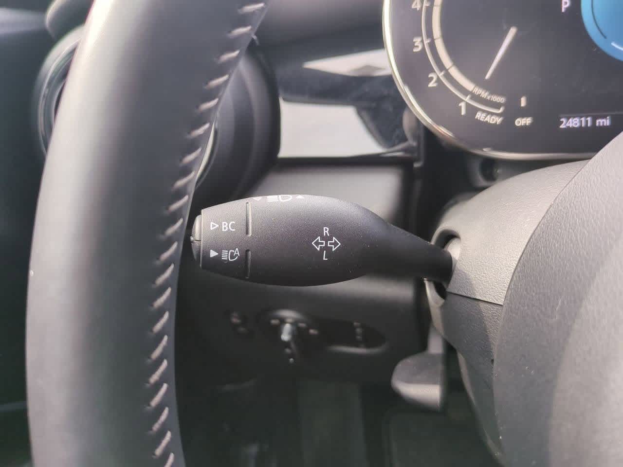 Thumbnail: 2023 MINI Cooper Convertible - 25