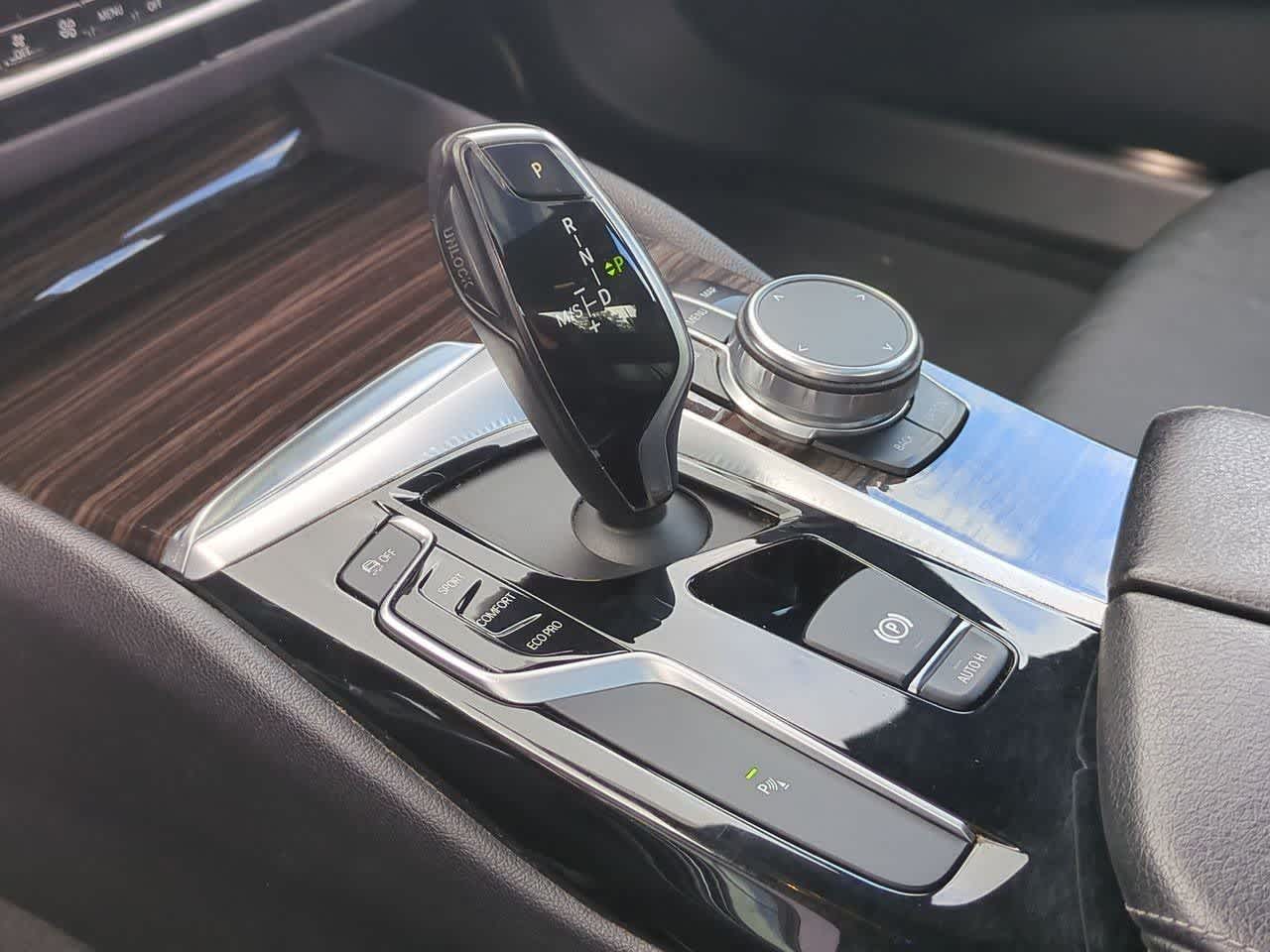 Thumbnail: 2019 BMW 5 Series - 32