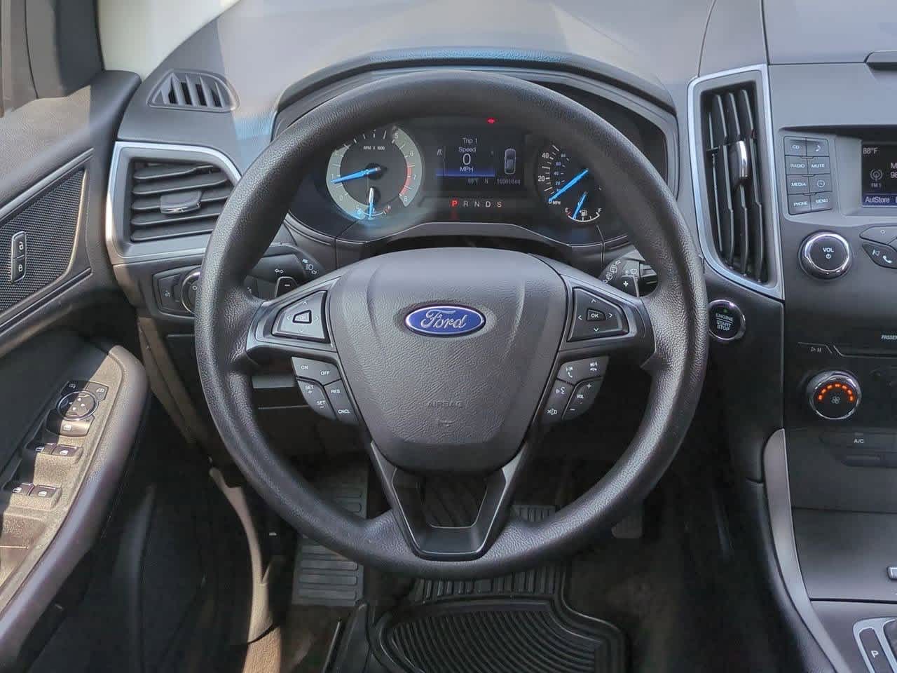 Thumbnail: 2016 Ford Edge - 20