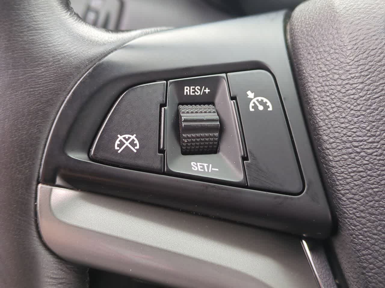 Thumbnail: 2015 Chevrolet Malibu - 22