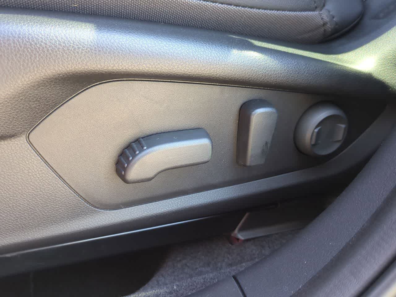 Thumbnail: 2026 Subaru Outback - 16