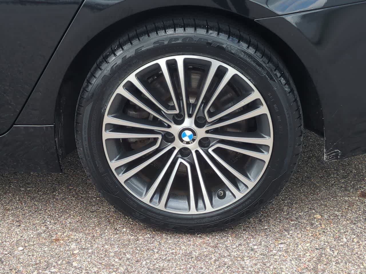 Thumbnail: 2019 BMW 5 Series - 13