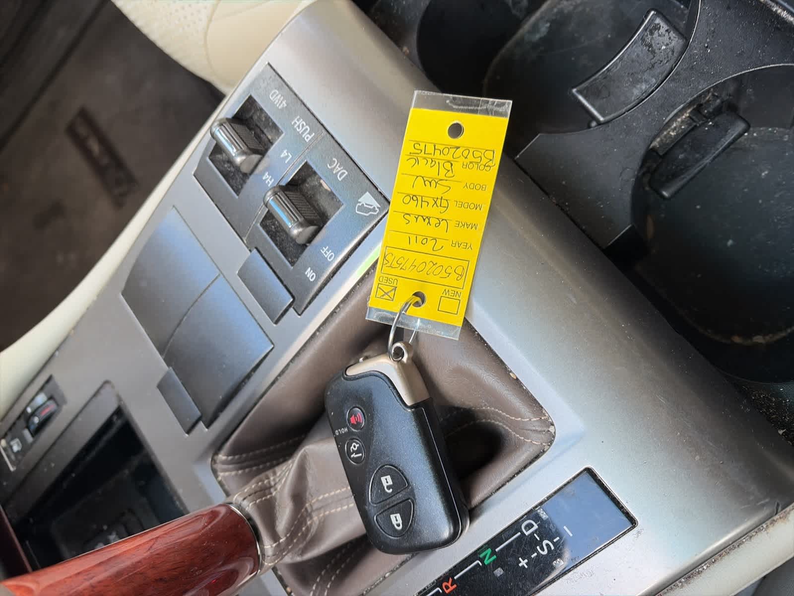 Thumbnail: 2011 Lexus GX - 21