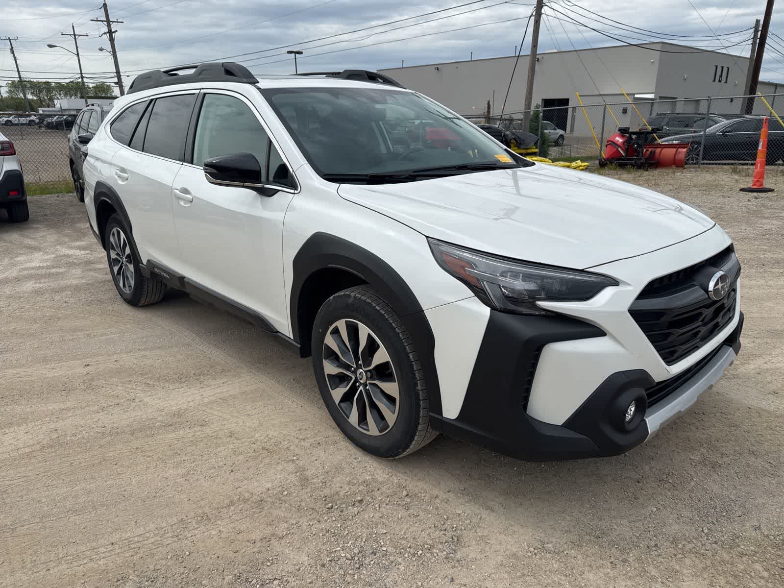 2024 Subaru Outback Limited's photo