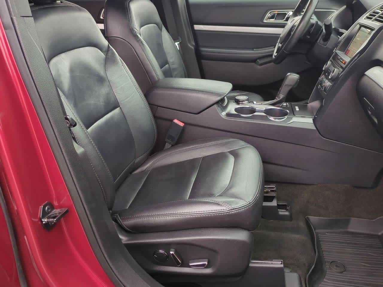 Thumbnail: 2017 Ford Explorer - 20