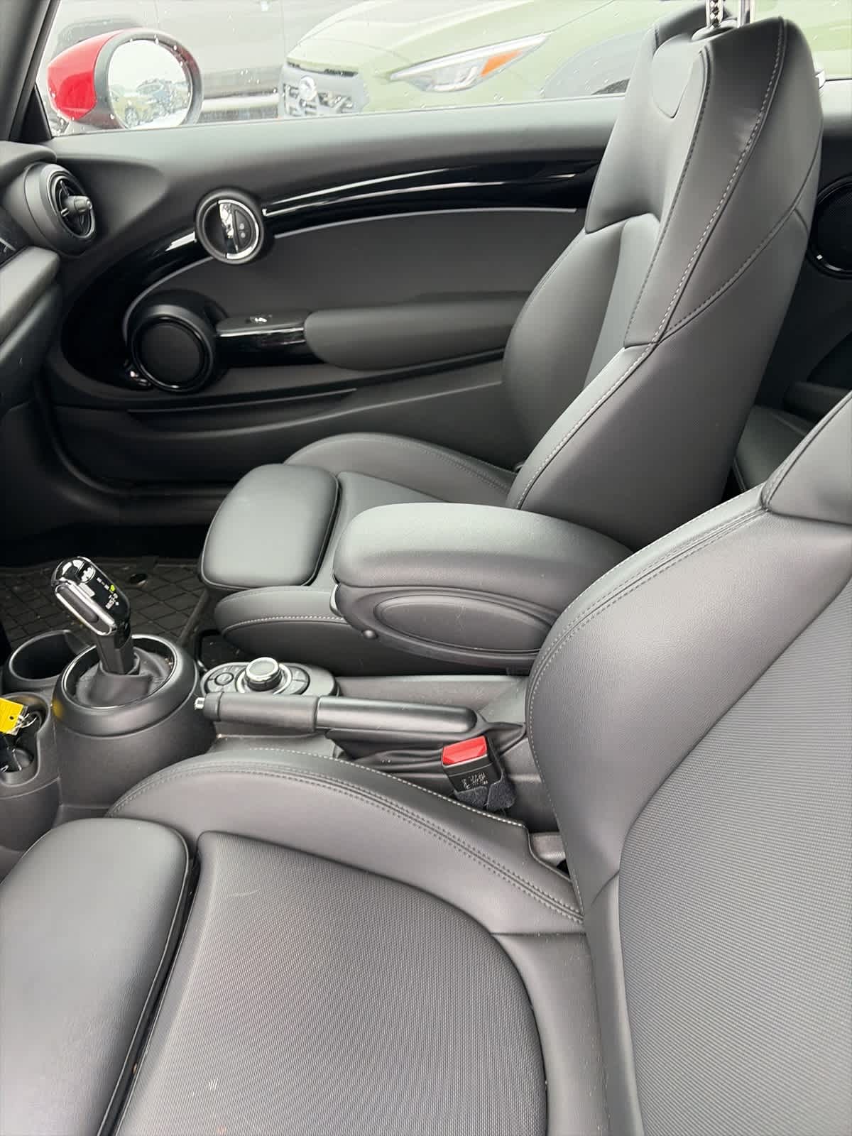 Thumbnail: 2023 MINI Cooper Convertible - 11