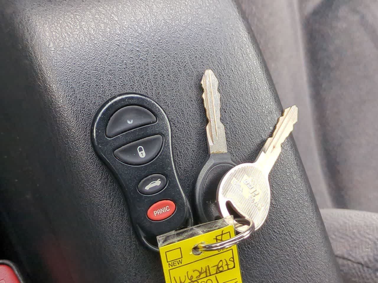Thumbnail: 2001 Chrysler Sebring - 32