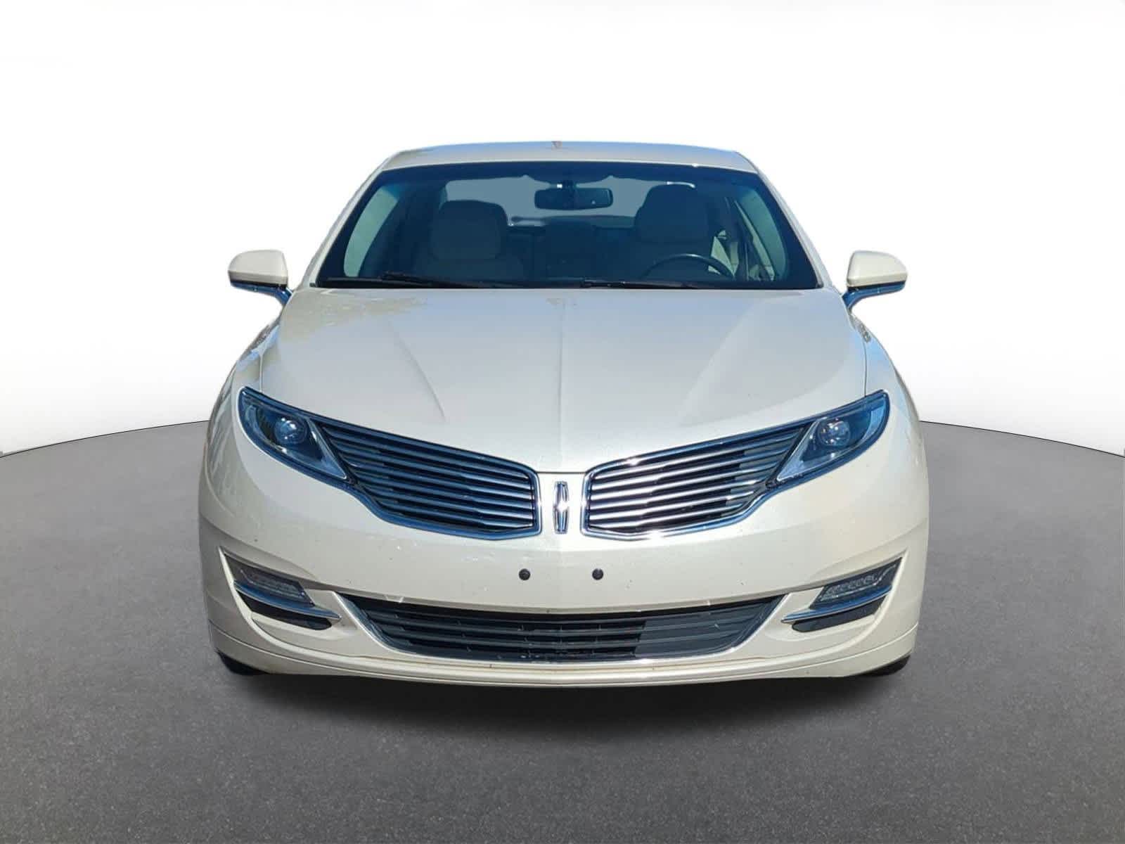 Thumbnail: 2016 Lincoln MKZ - 9