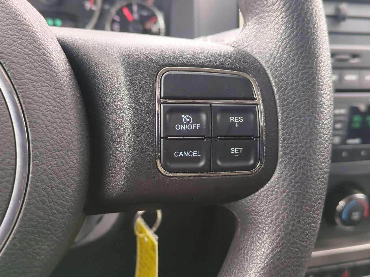 Thumbnail: 2012 Jeep Liberty - 24