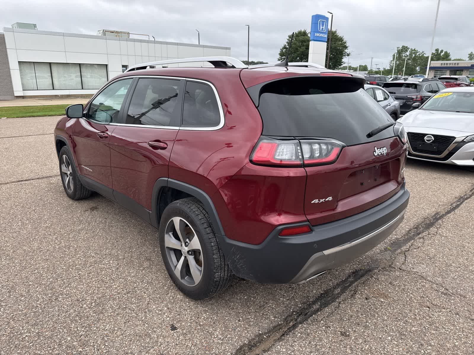 Thumbnail: 2020 Jeep Cherokee - 2