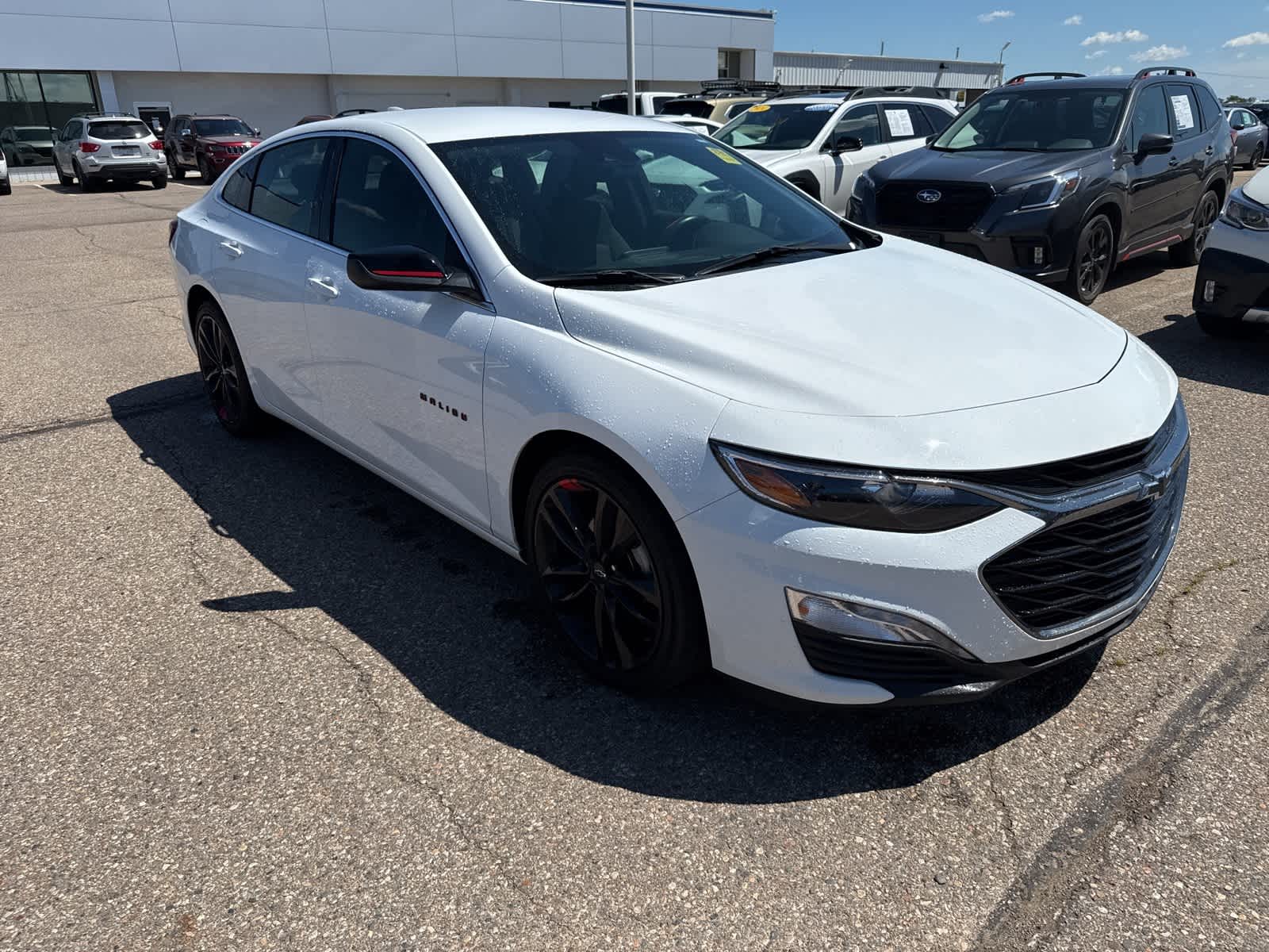 Thumbnail: 2023 Chevrolet Malibu - 4