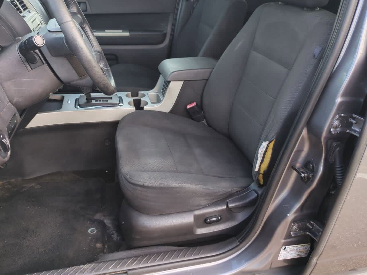 Thumbnail: 2009 Ford Escape - 15