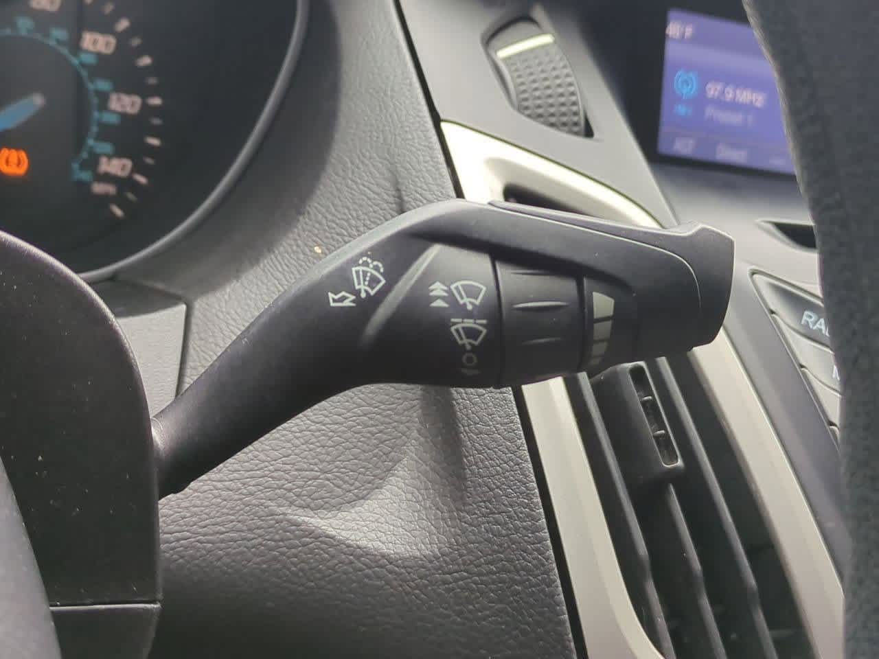 Thumbnail: 2014 Ford Focus - 23
