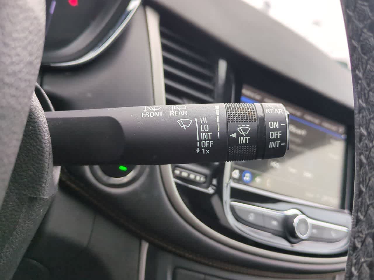 Thumbnail: 2019 Chevrolet Trax - 24