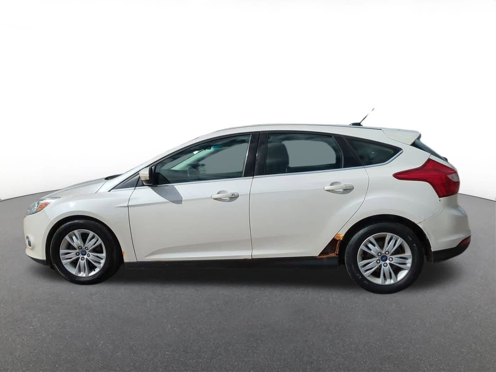 Thumbnail: 2012 Ford Focus - 3