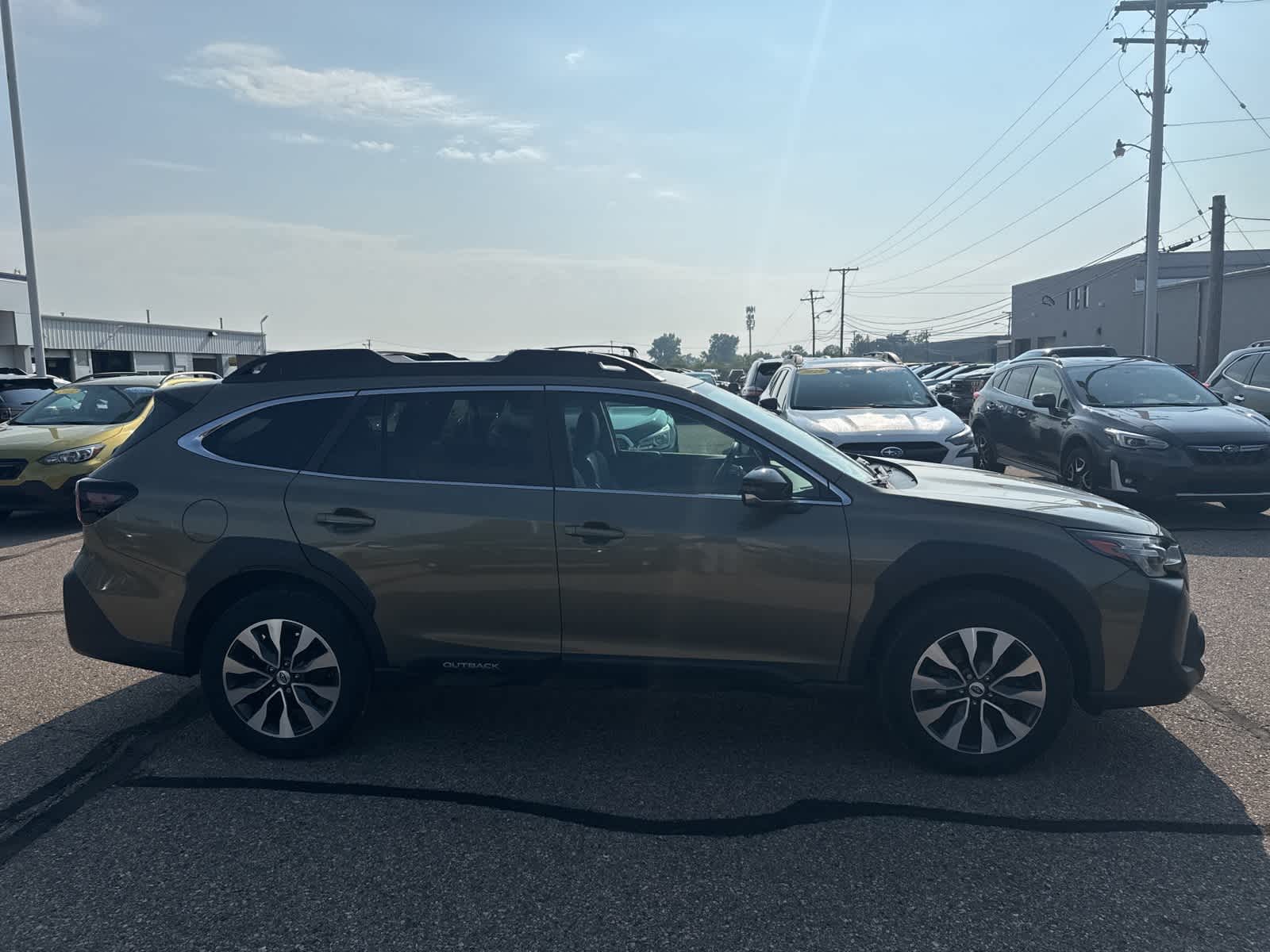 Thumbnail: 2023 Subaru Outback - 9