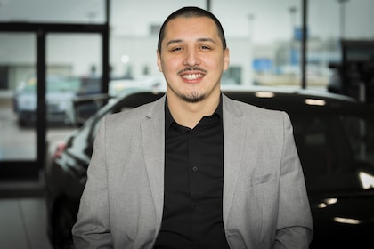 Staff member JUSTIN PANTOYA from ID_cc9bfe20d80d