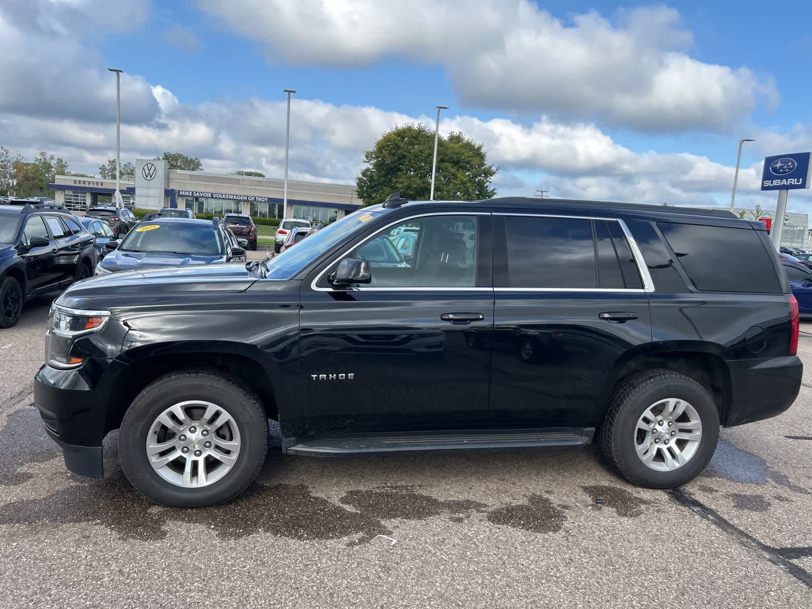 Thumbnail: 2018 Chevrolet Tahoe - 2