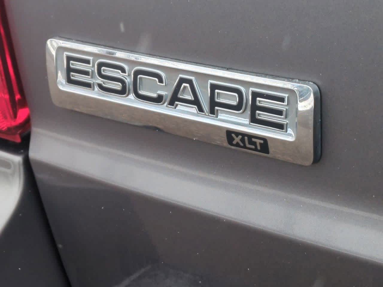 Thumbnail: 2011 Ford Escape - 12