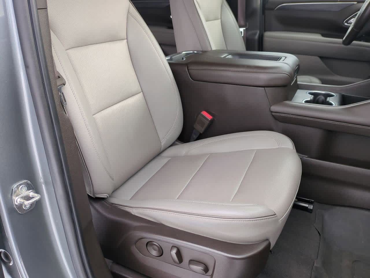 Thumbnail: 2022 GMC Yukon - 22