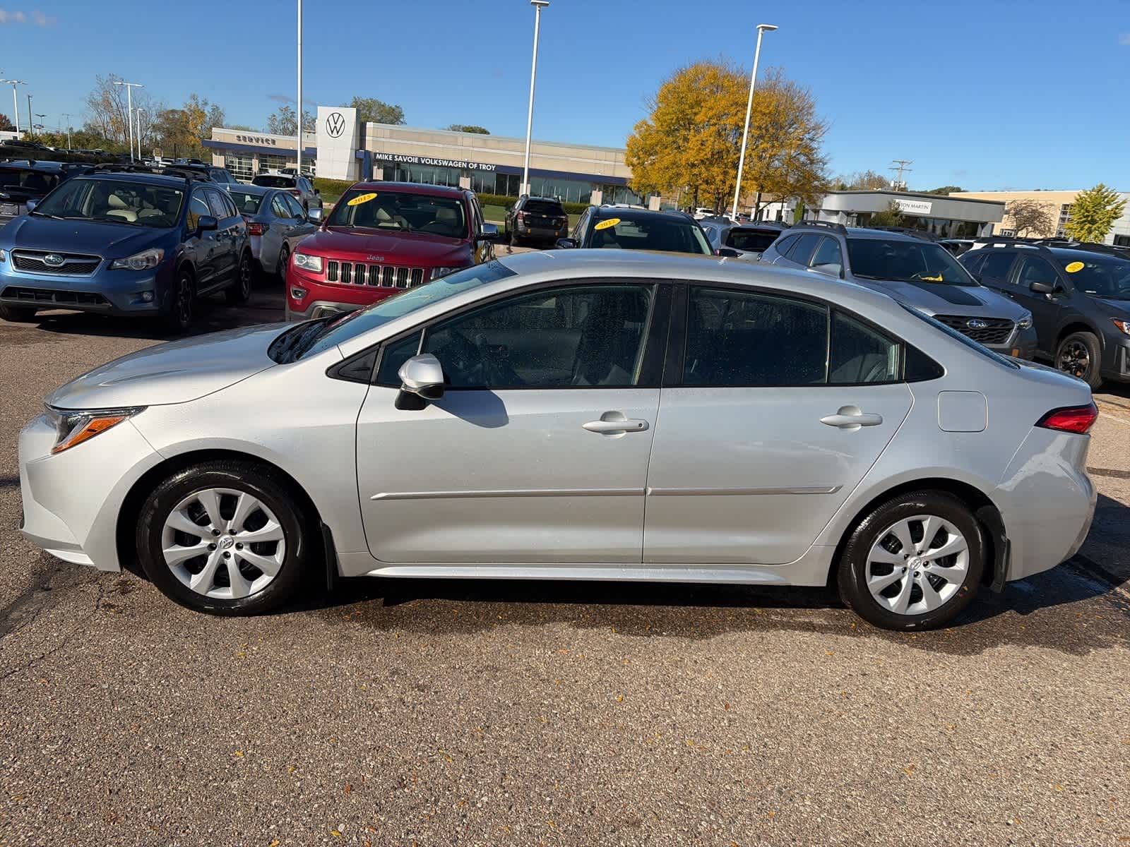 2024 Toyota Corolla LE photo 2