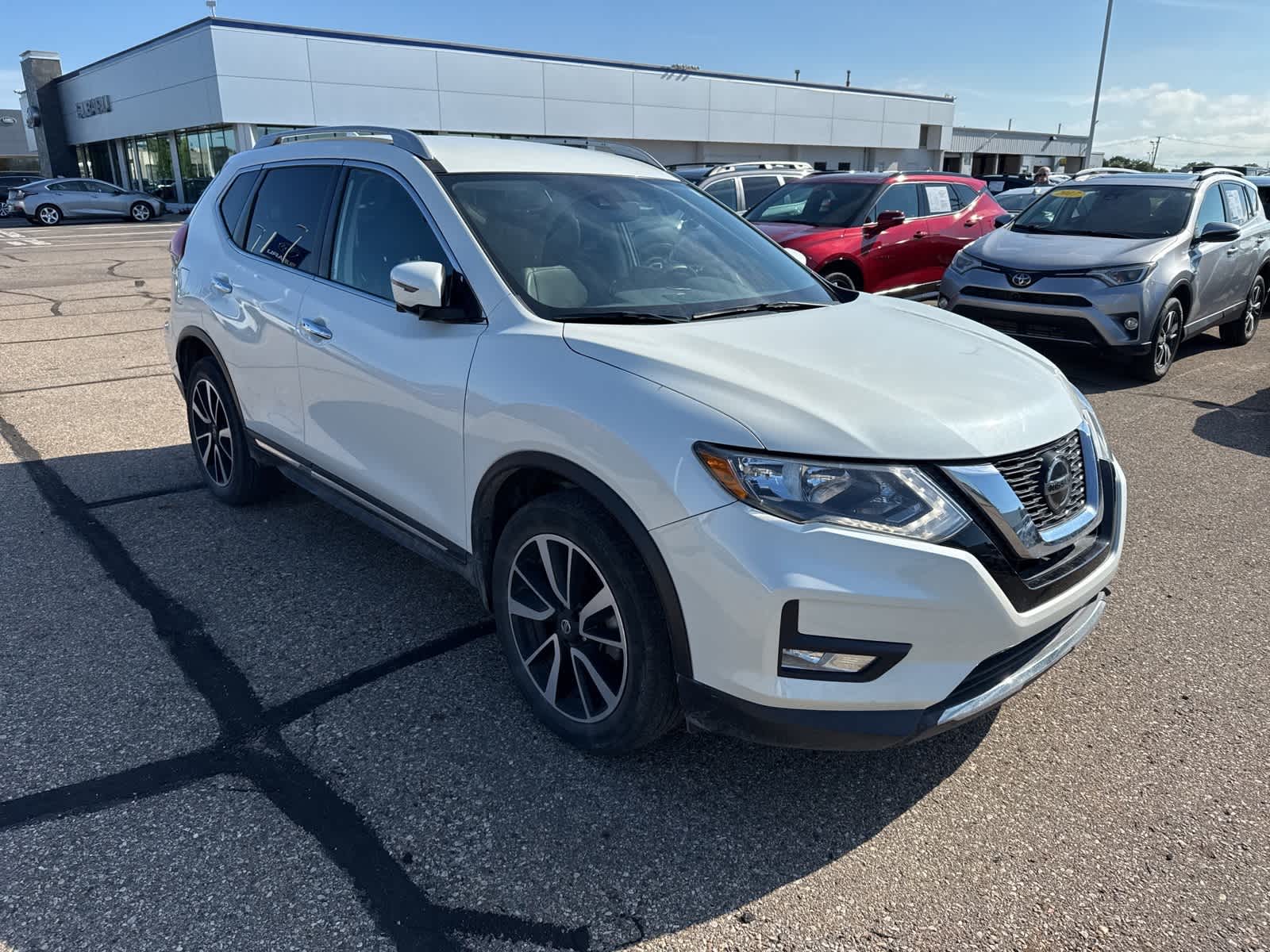 Thumbnail: 2020 Nissan Rogue - 4
