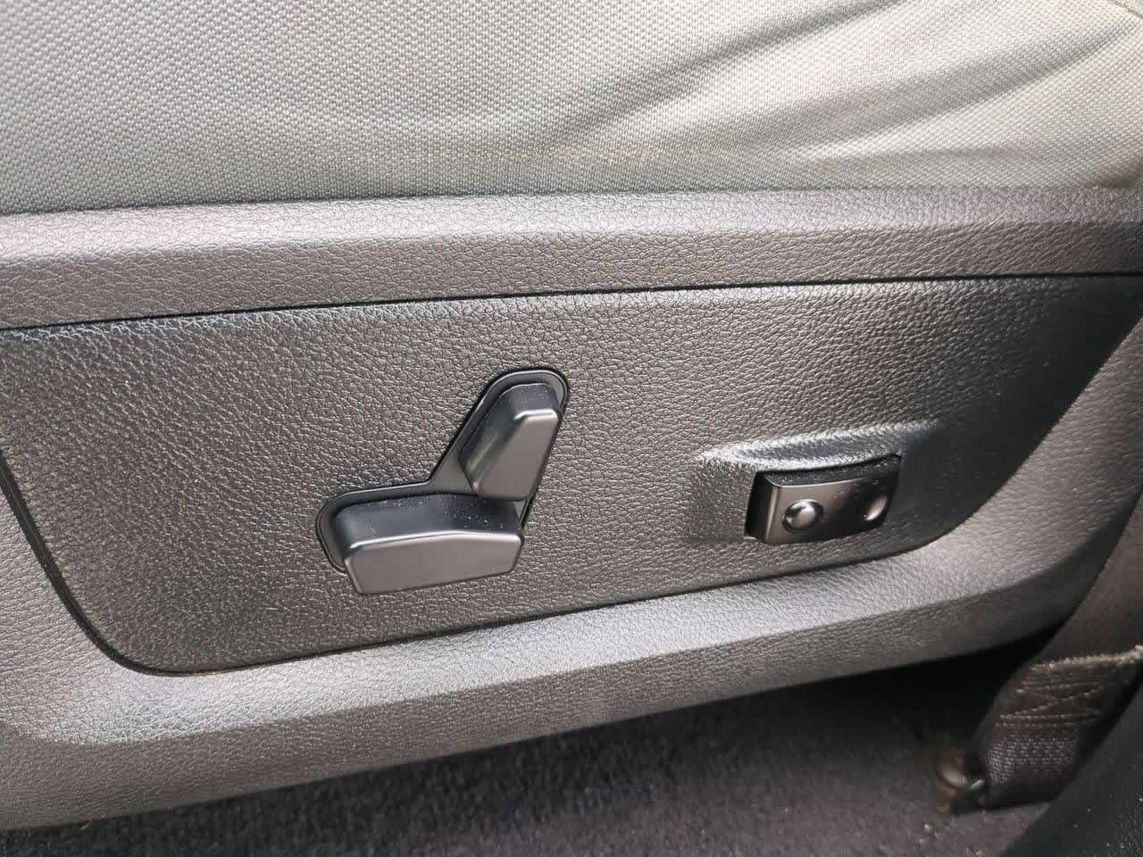 Thumbnail: 2017 RAM 1500 - 16