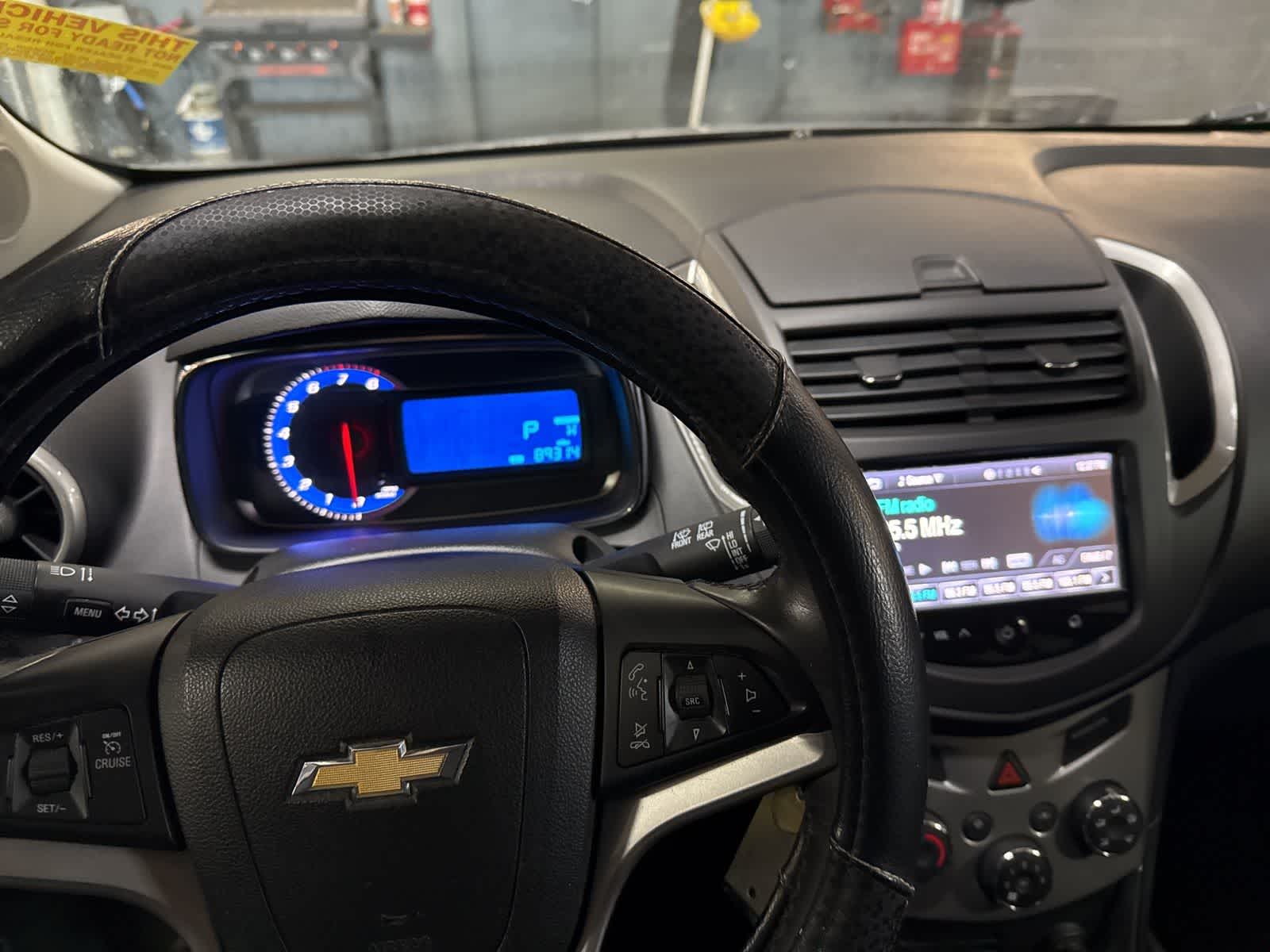 Thumbnail: 2016 Chevrolet Trax - 18