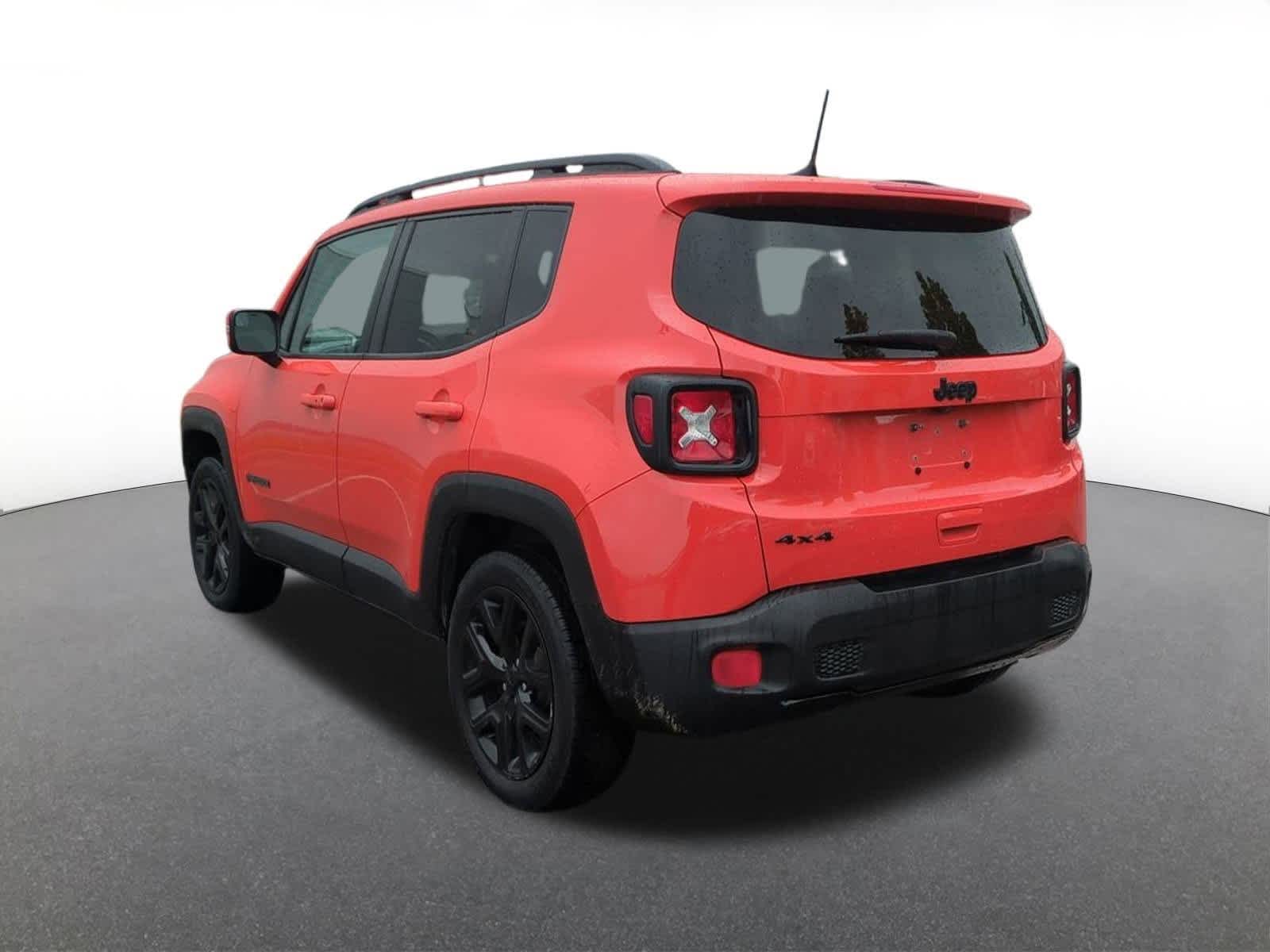 Thumbnail: 2018 Jeep Renegade - 4